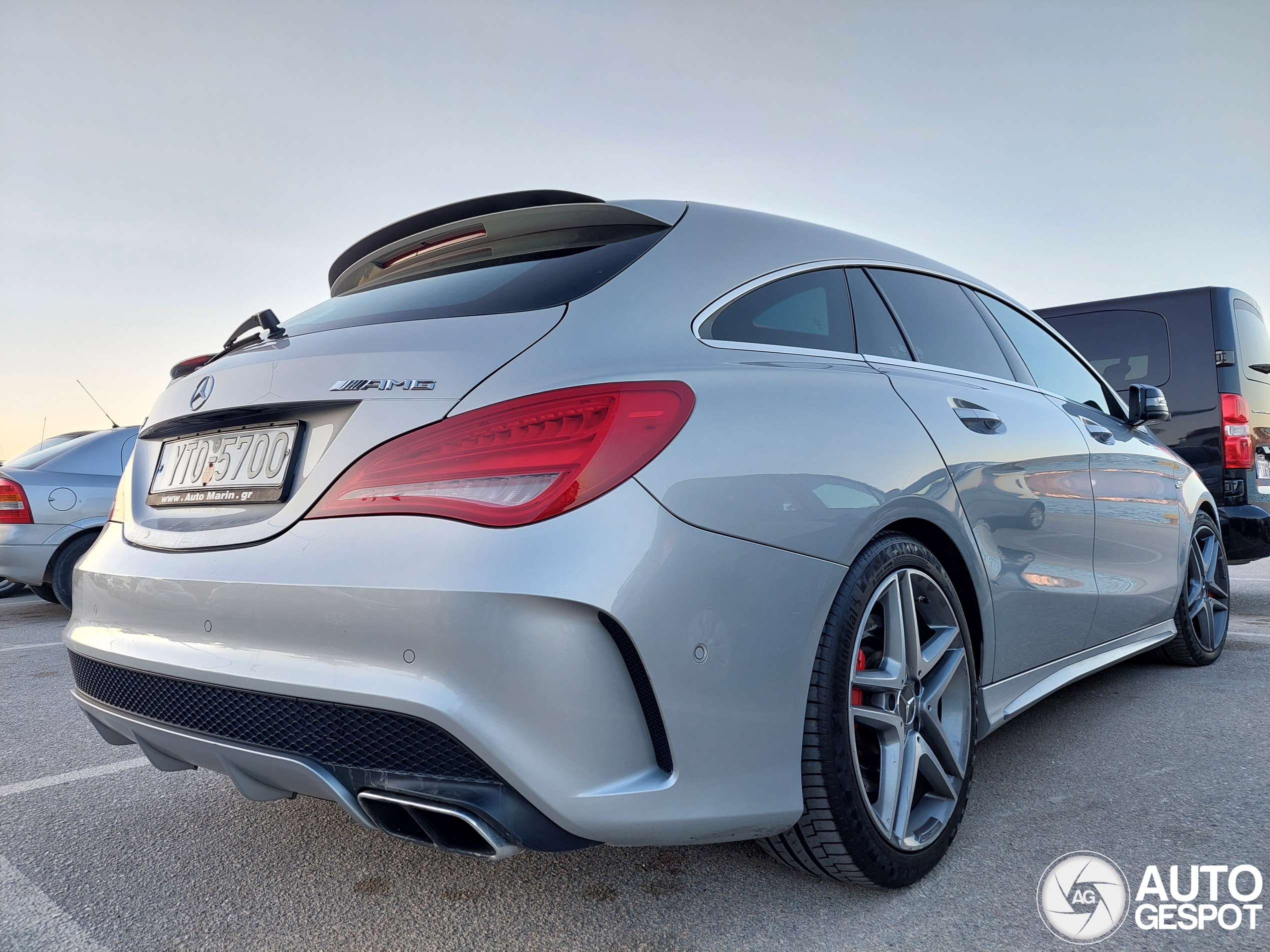 Mercedes-Benz CLA 45 AMG Shooting Brake