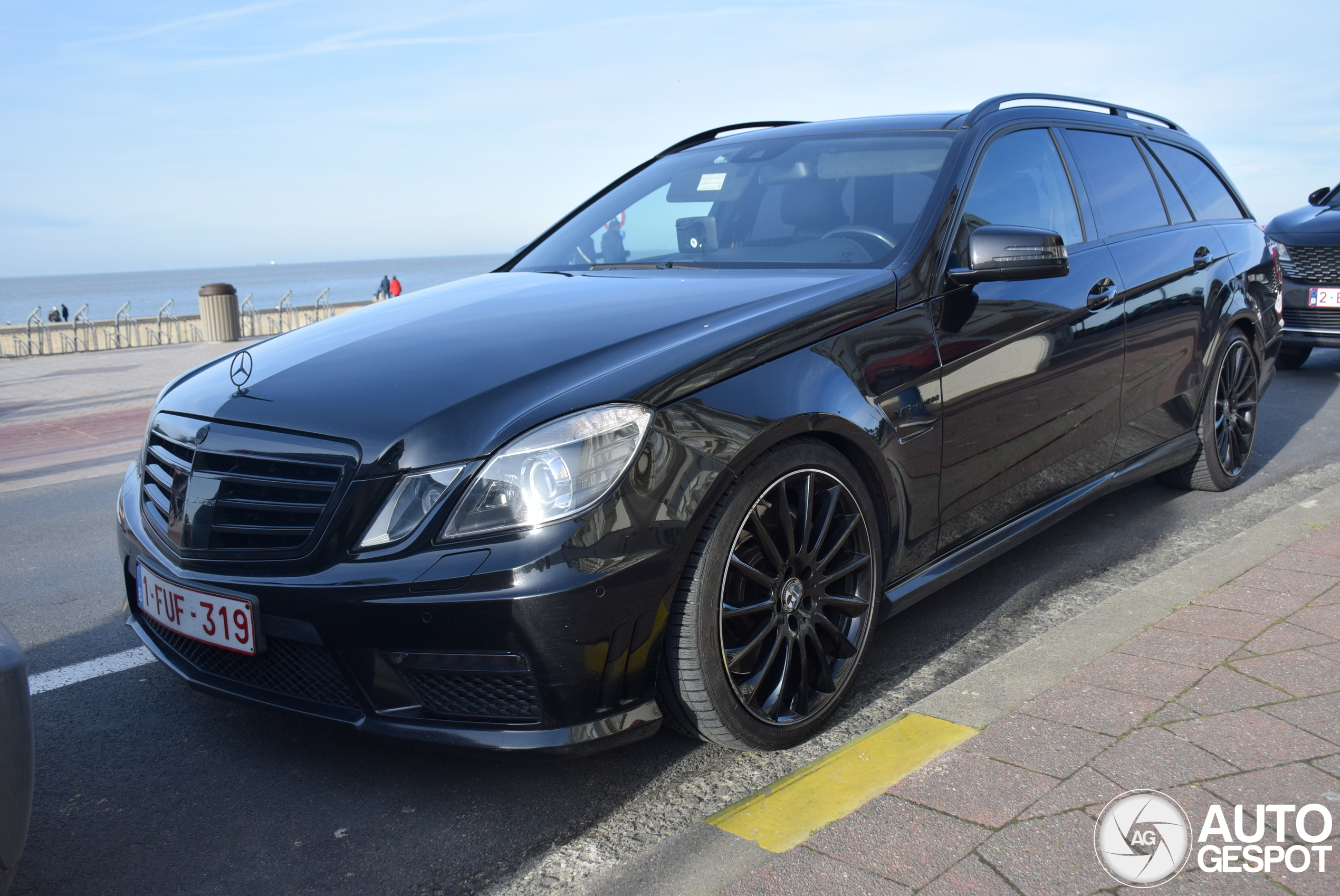 Mercedes-Benz E 63 AMG S212 V8 Biturbo