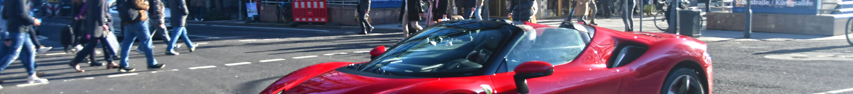 Ferrari SF90 Spider