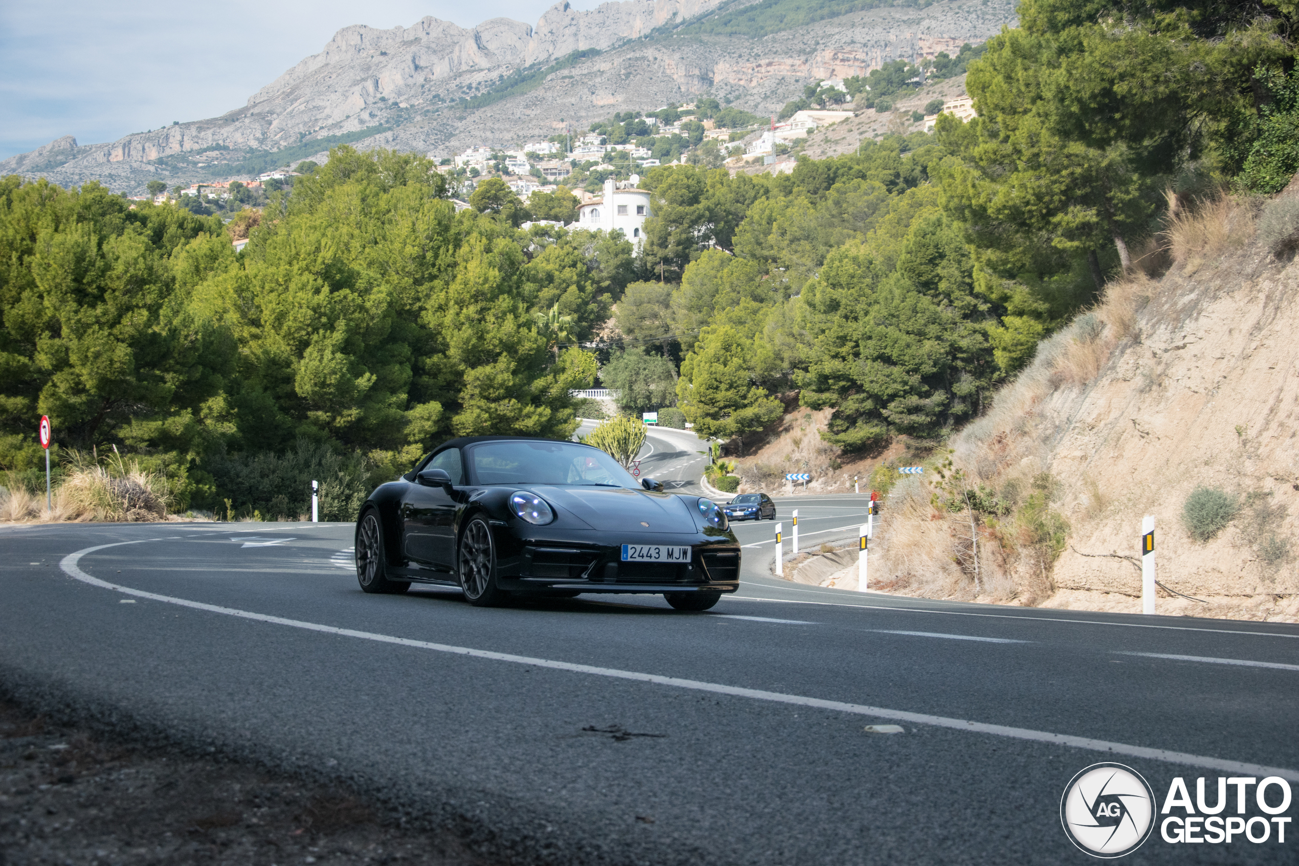 Porsche 992 Carrera 4S Cabriolet