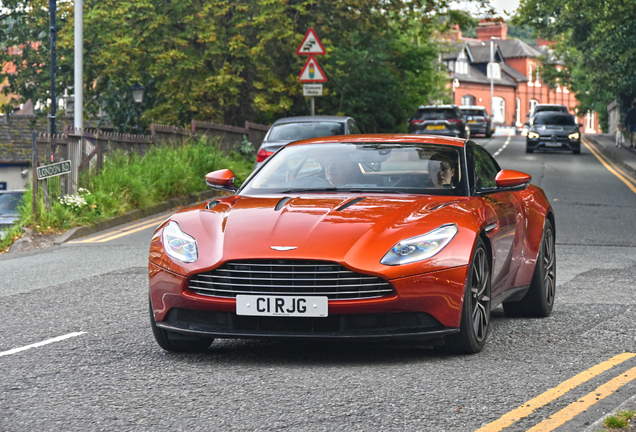 Aston Martin DB11