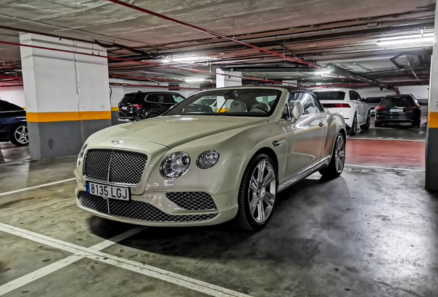 Bentley Continental GTC V8 2016