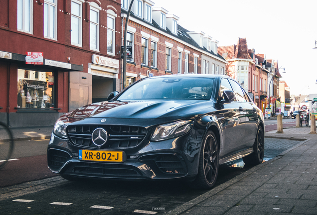 Mercedes-AMG E 63 S W213