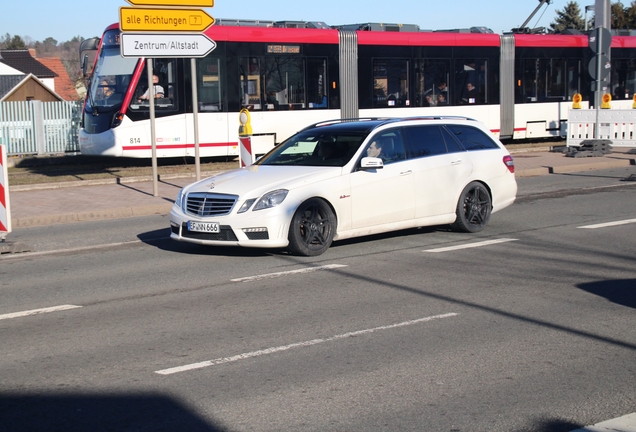 Mercedes-Benz E 63 AMG S212