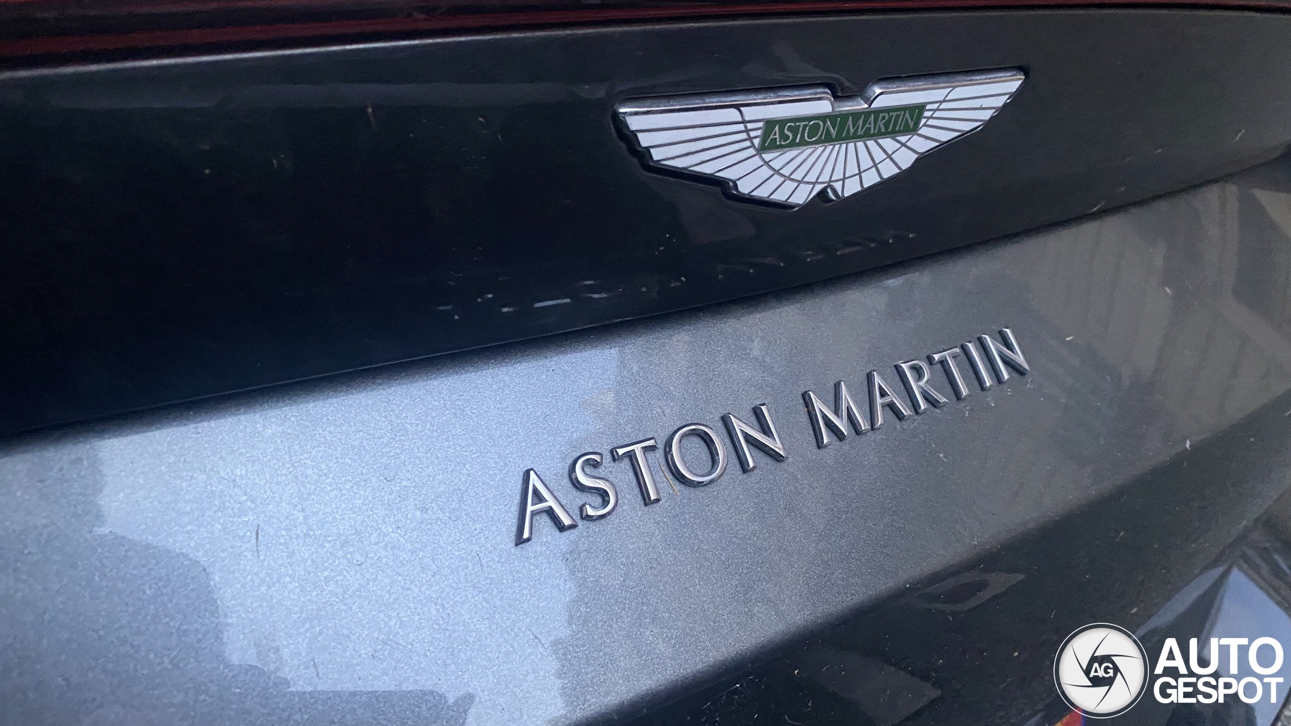 Aston Martin V8 Vantage 2018