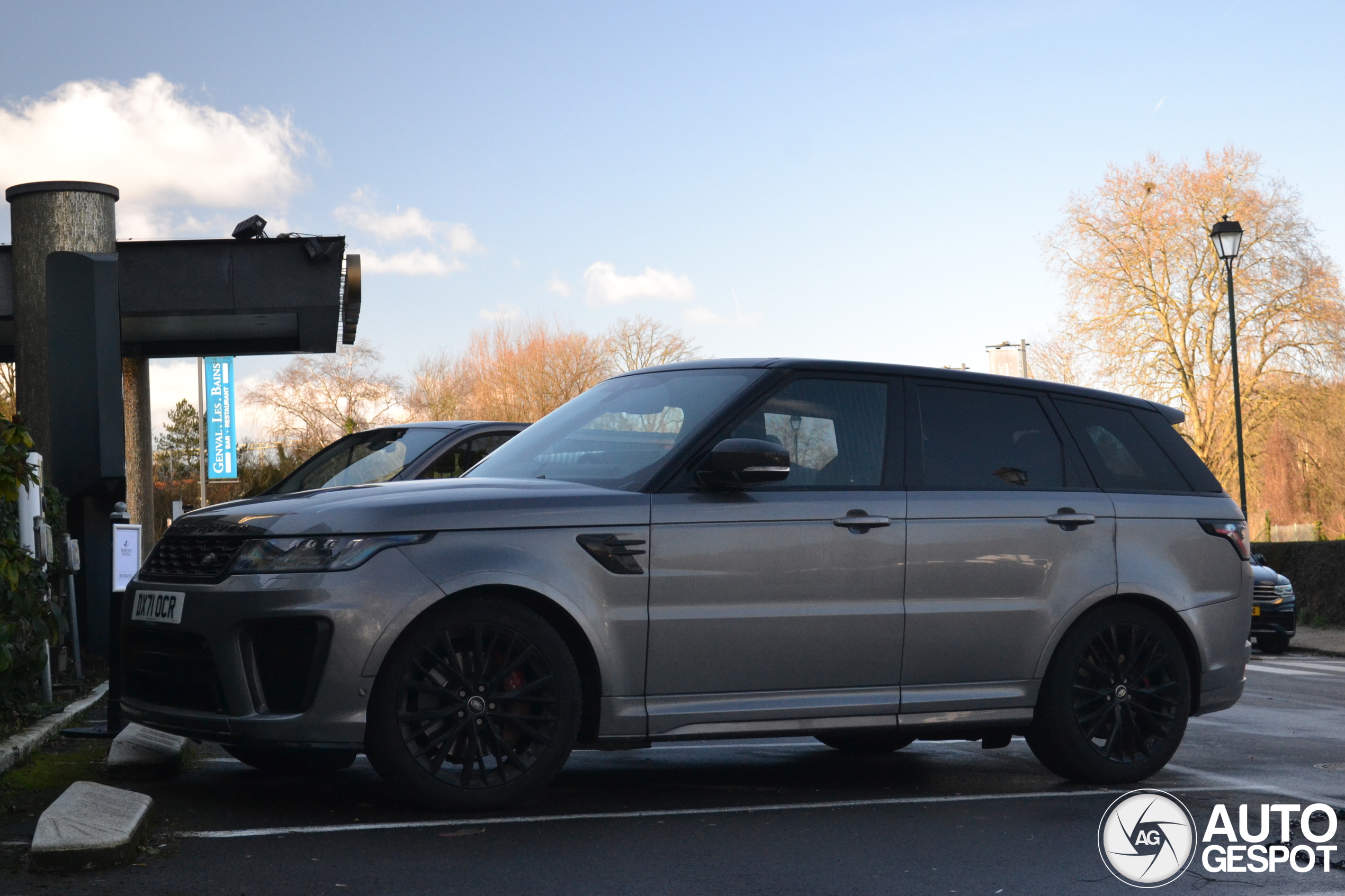 Land Rover Range Rover Sport SVR 2018 Carbon Edition