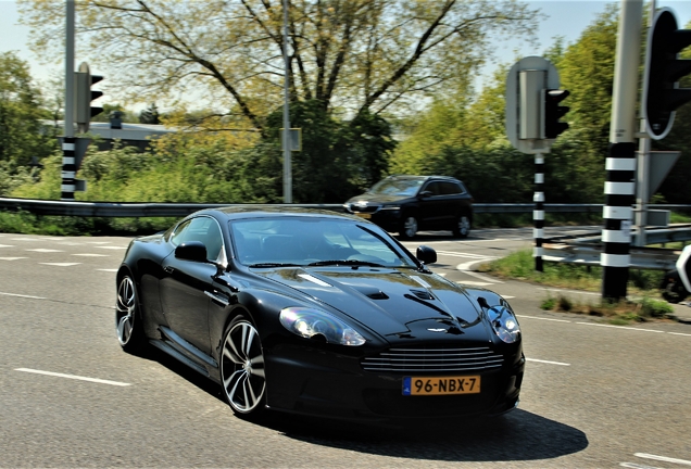 Aston Martin DBS