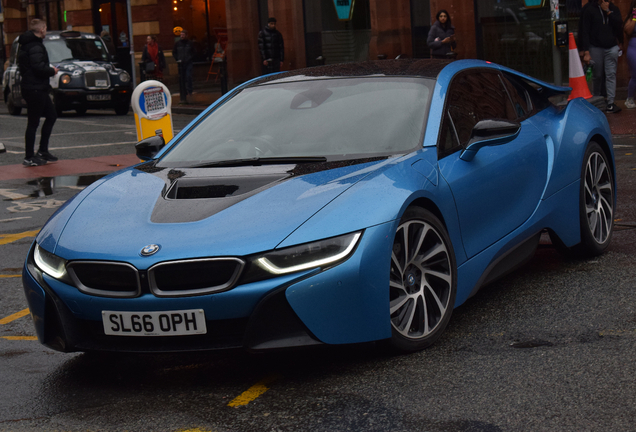 BMW i8