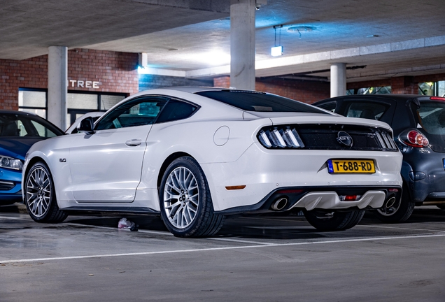 Ford Mustang GT 2015