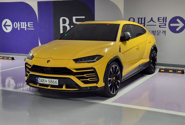 Lamborghini Urus