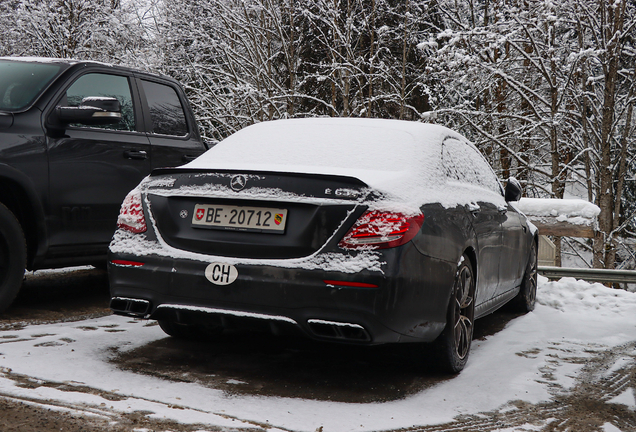 Mercedes-AMG E 63 S W213