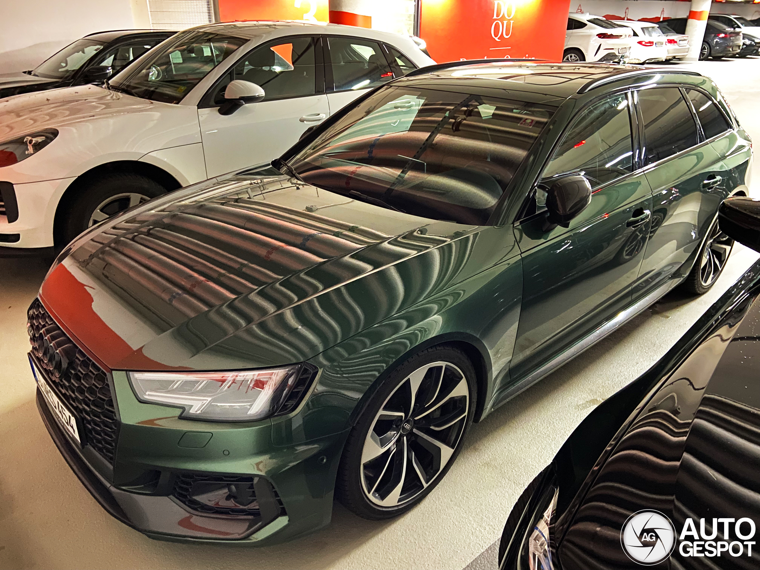 Audi RS4 Avant B9