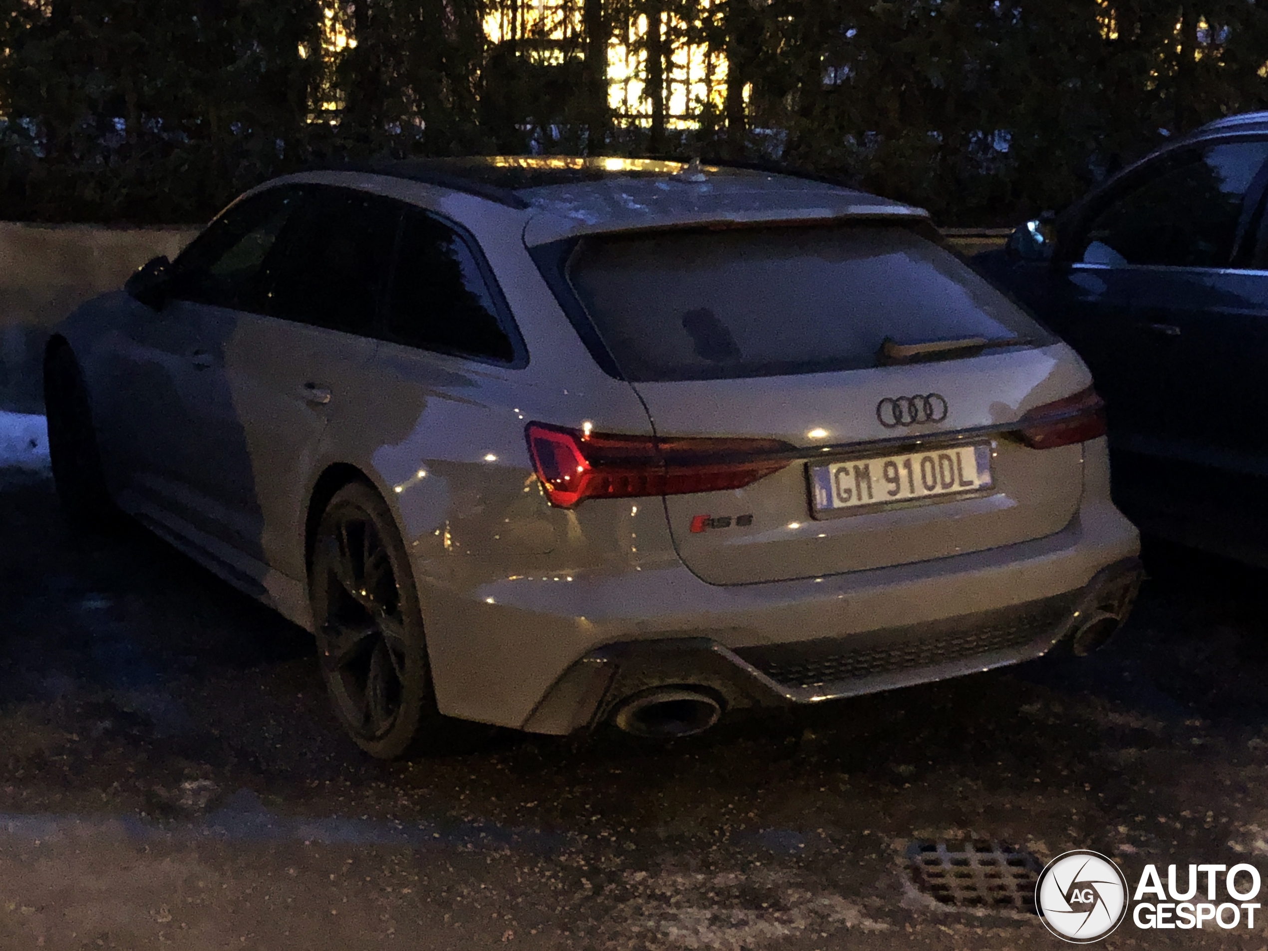 Audi RS6 Avant C8