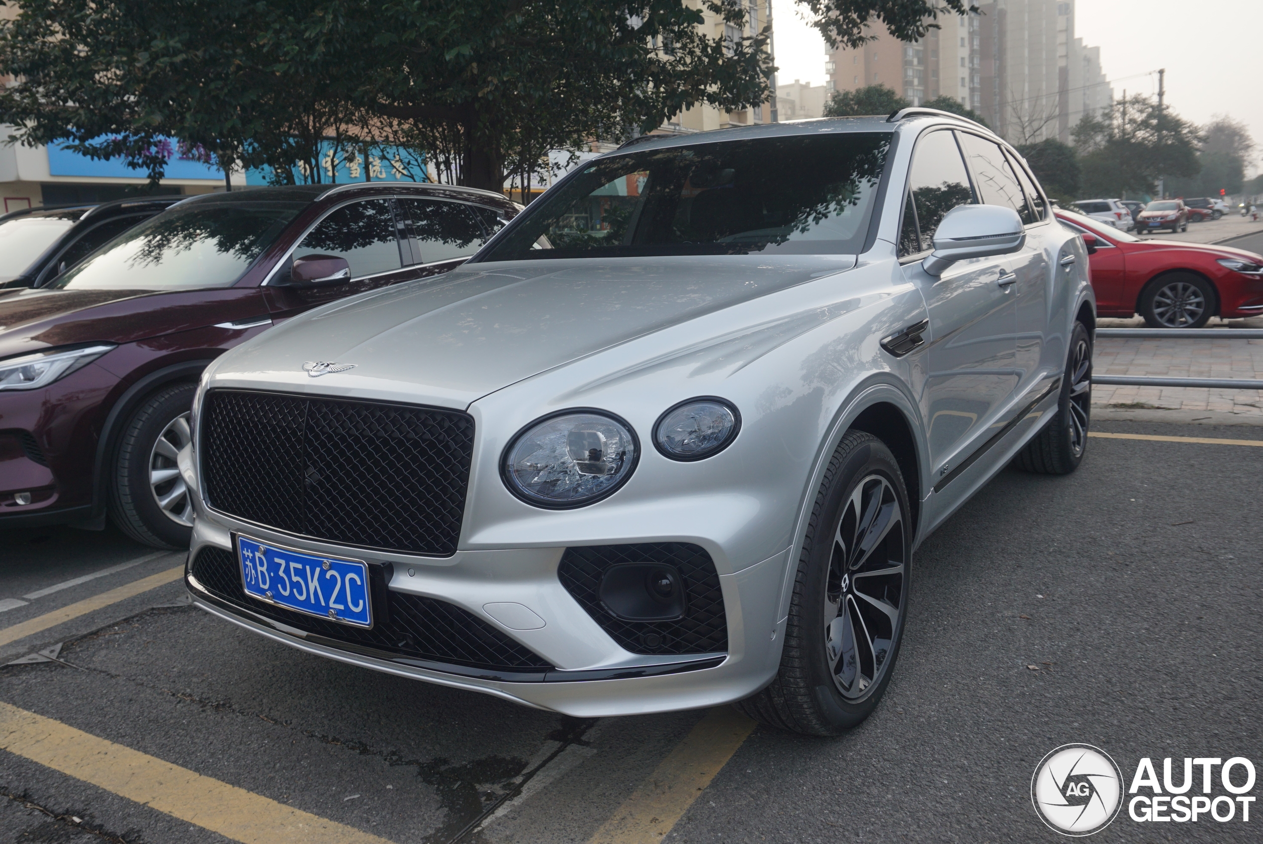 Bentley Bentayga V8 2021