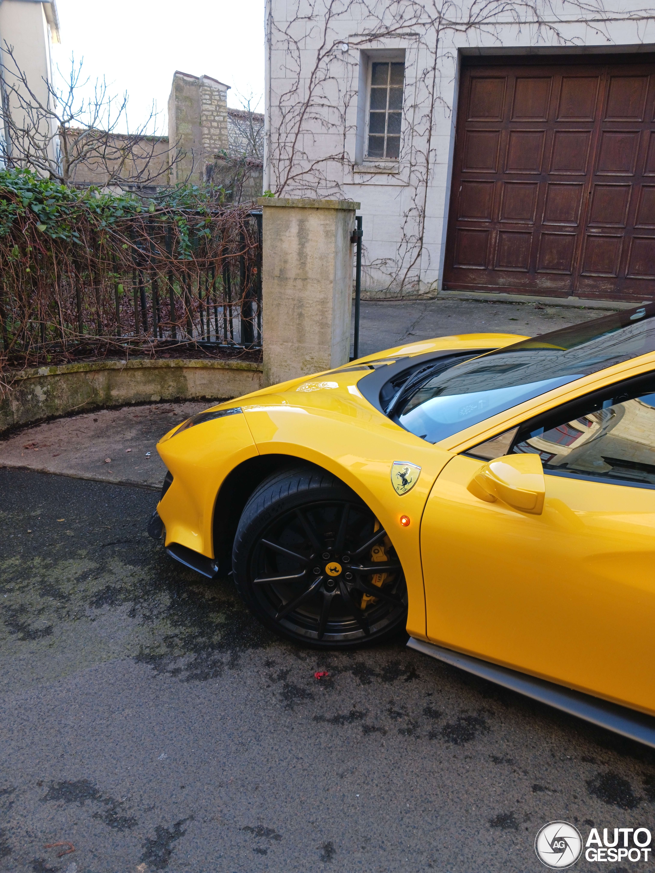 Ferrari 488 Pista