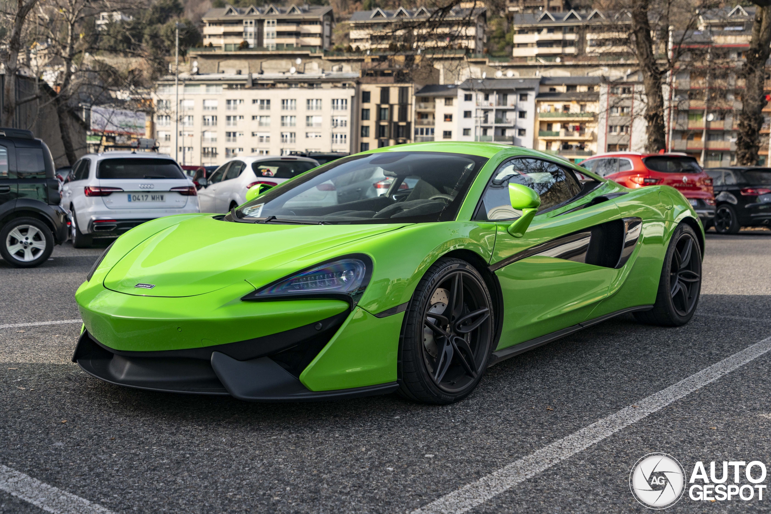 McLaren 540C