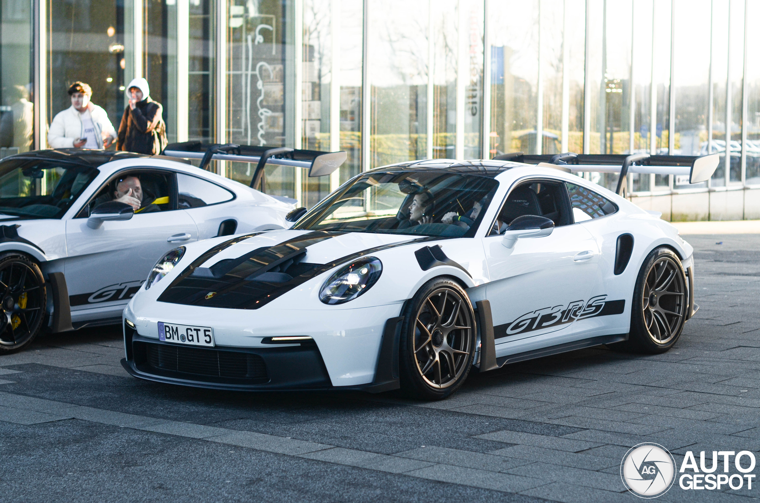 Porsche 992 GT3 RS Weissach Package