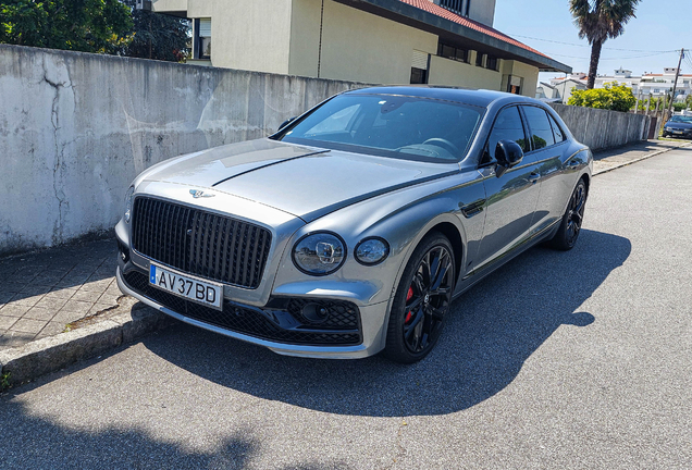 Bentley Flying Spur Hybrid S