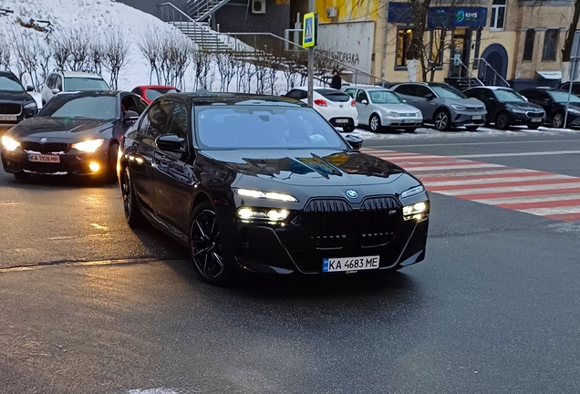 BMW M760e xDrive