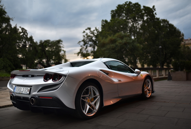 Ferrari F8 Spider