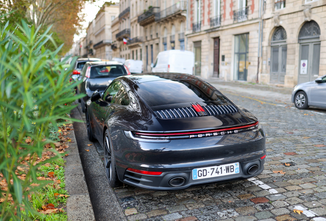 Porsche 992 Carrera 4S