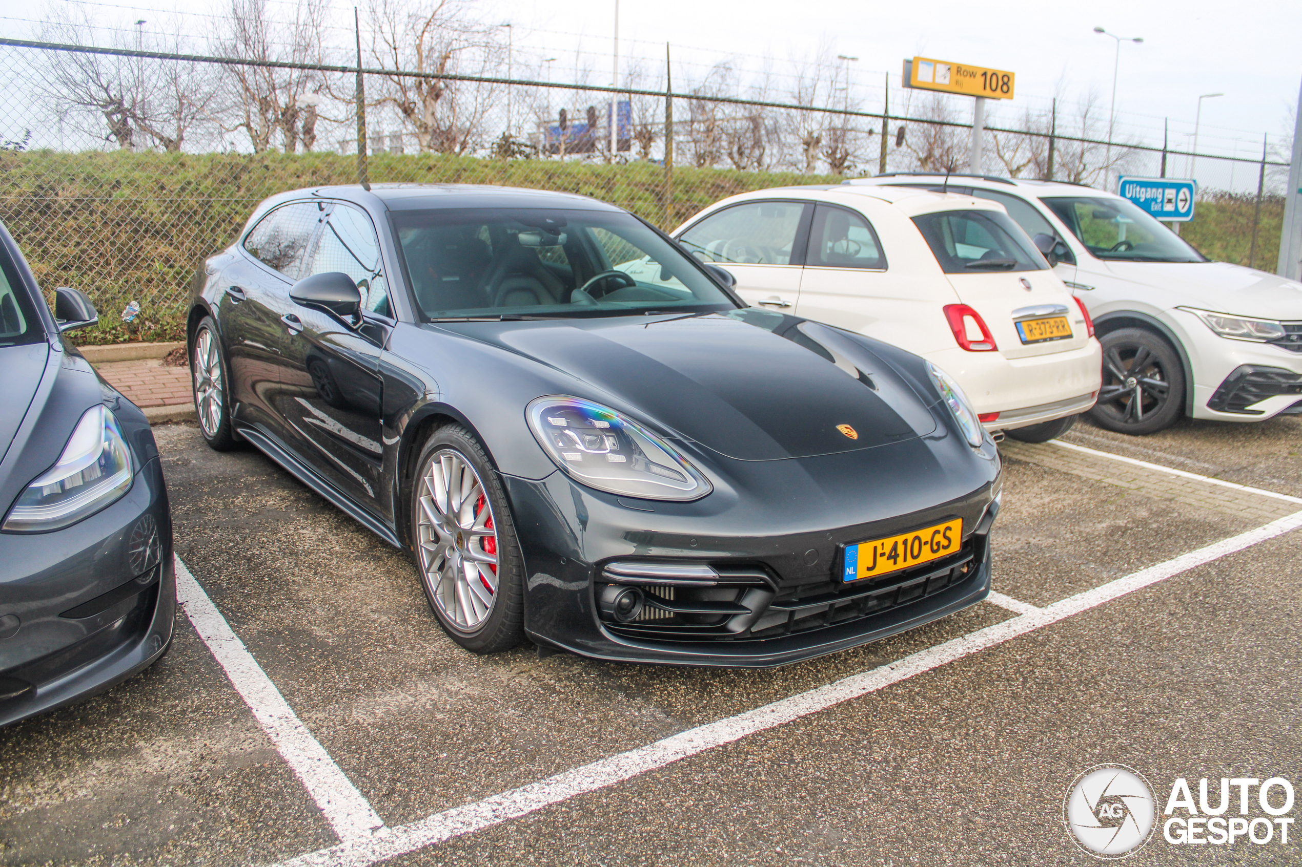 Porsche 971 Panamera GTS Sport Turismo