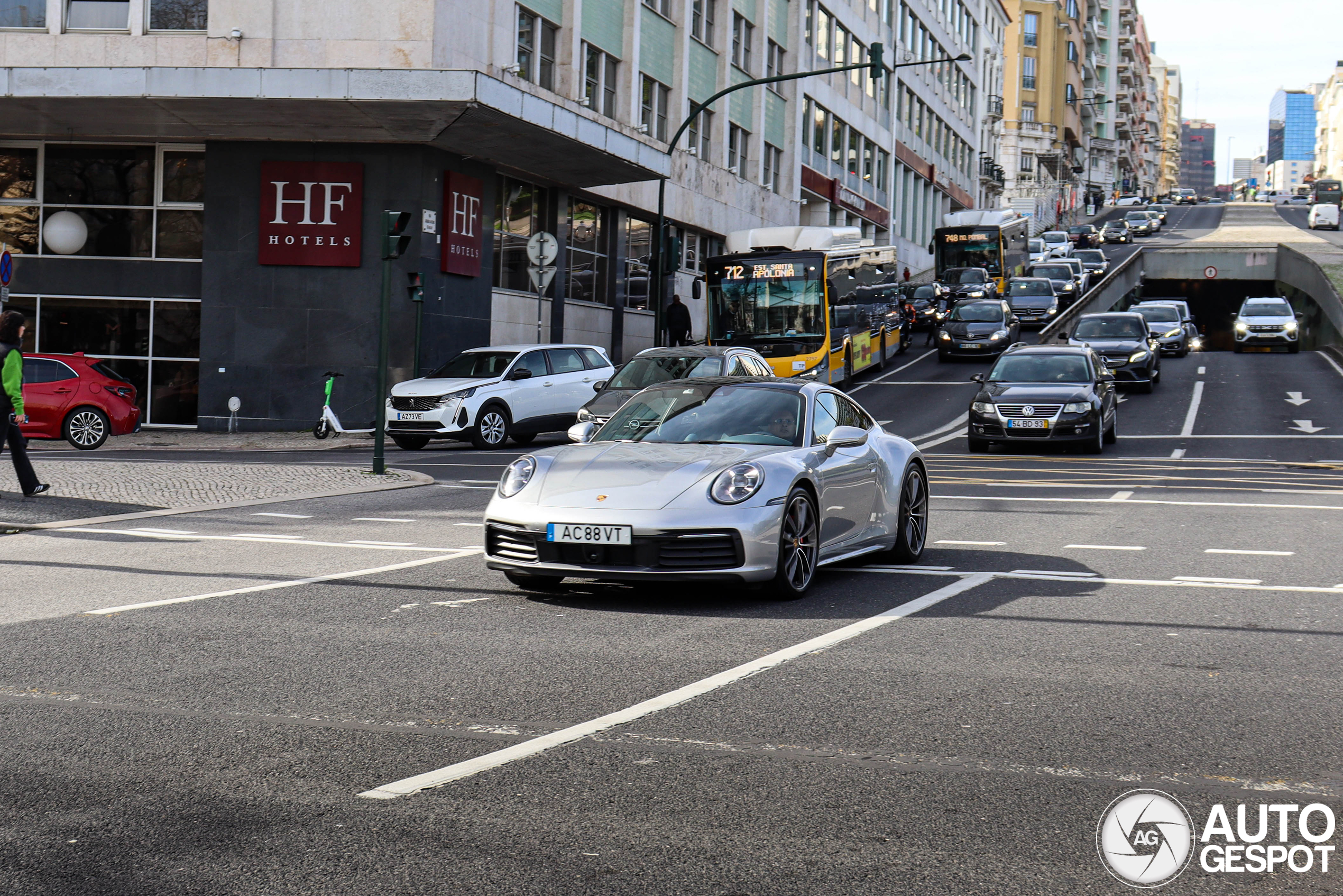 Porsche 992 Carrera S