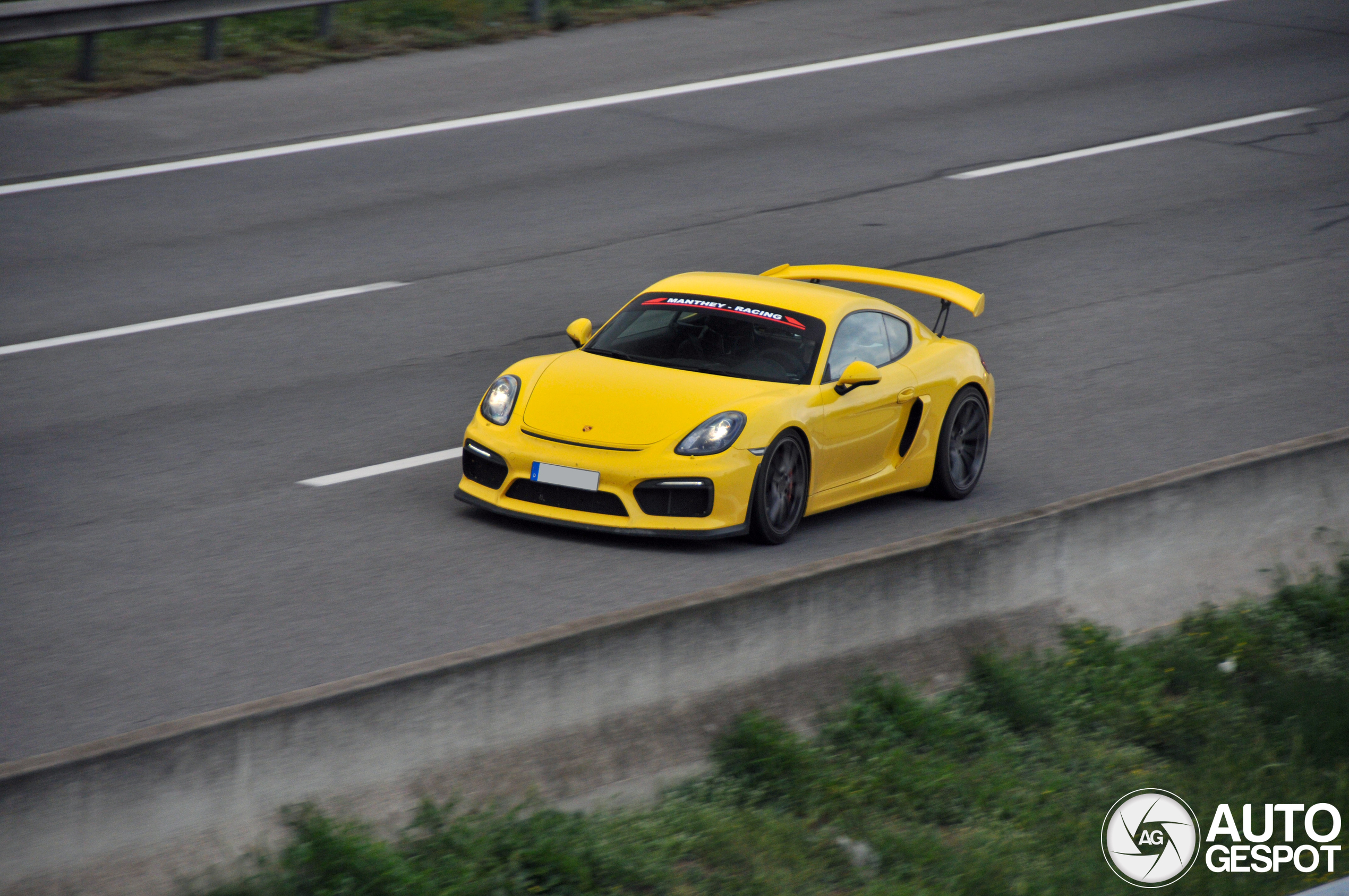 Porsche Manthey Racing 981 Cayman GT4