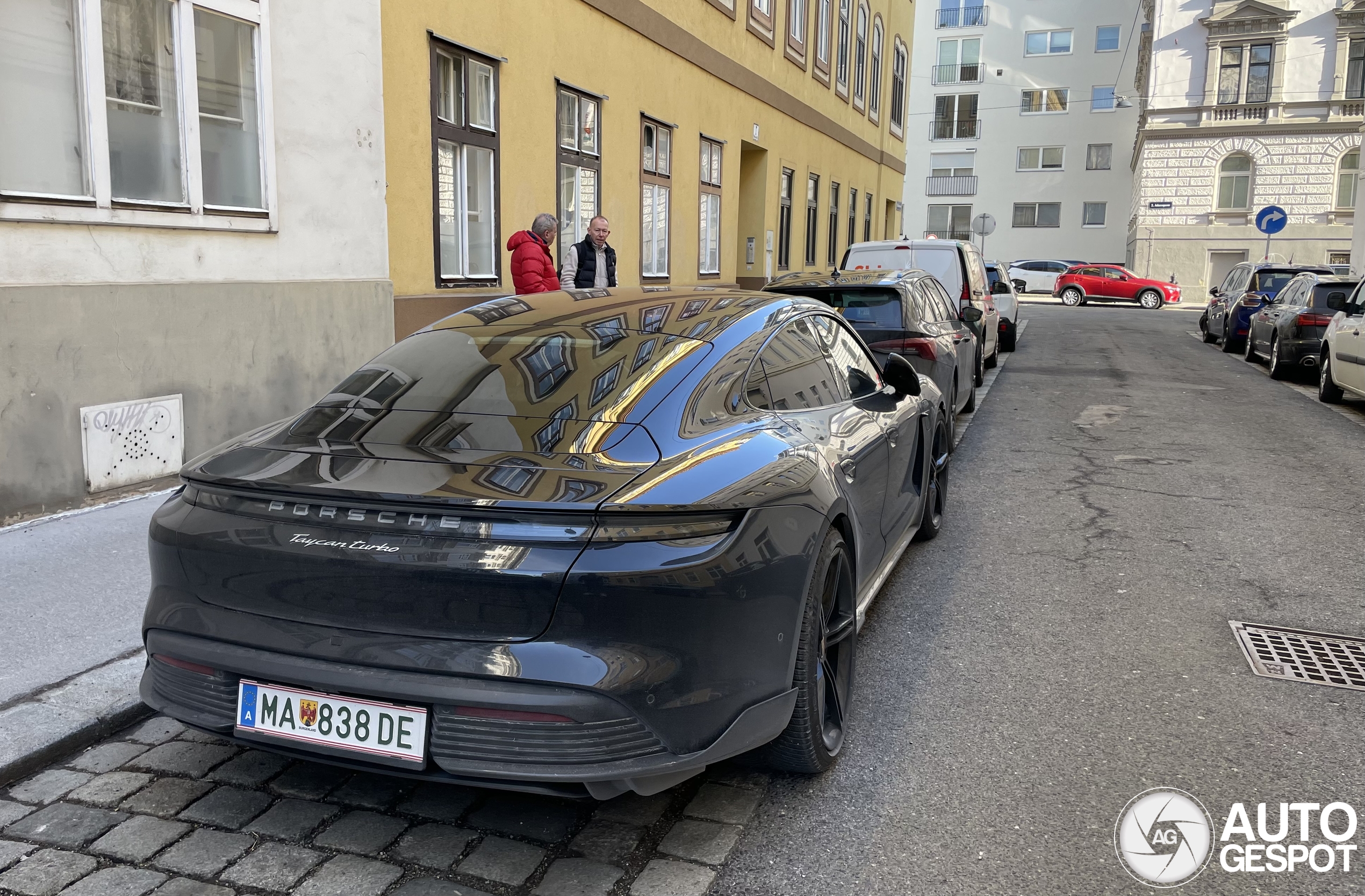 Porsche Taycan Turbo