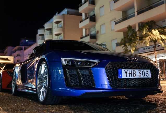 Audi R8 V10 Plus 2015