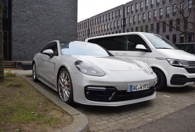 Porsche 971 Panamera GTS Sport Turismo