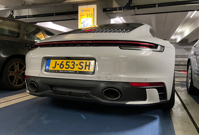 Porsche 992 Carrera 4S