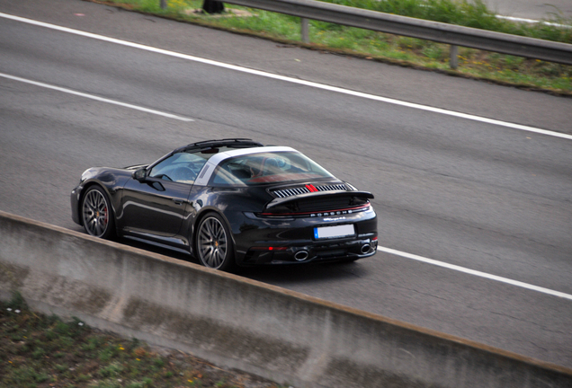 Porsche 992 Targa 4S