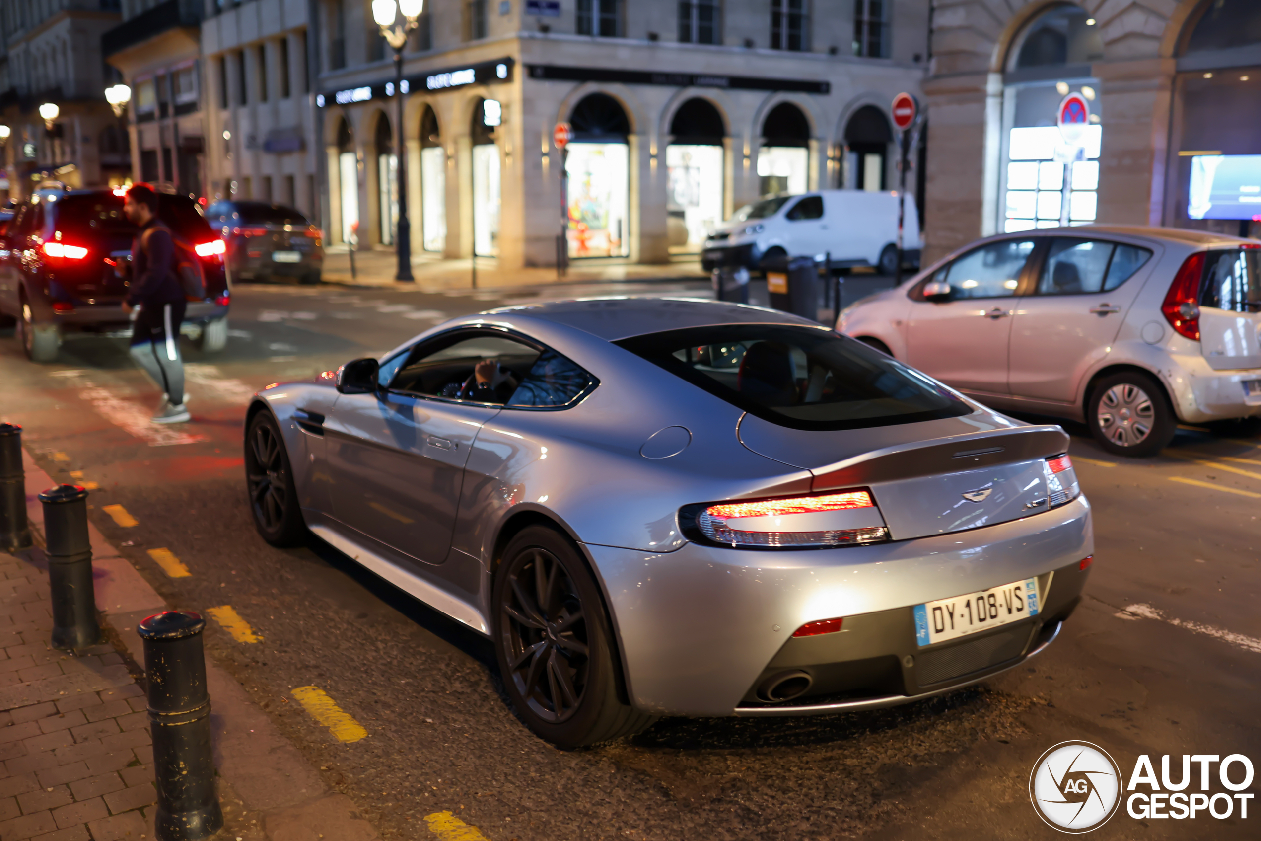 Aston Martin V8 Vantage N430