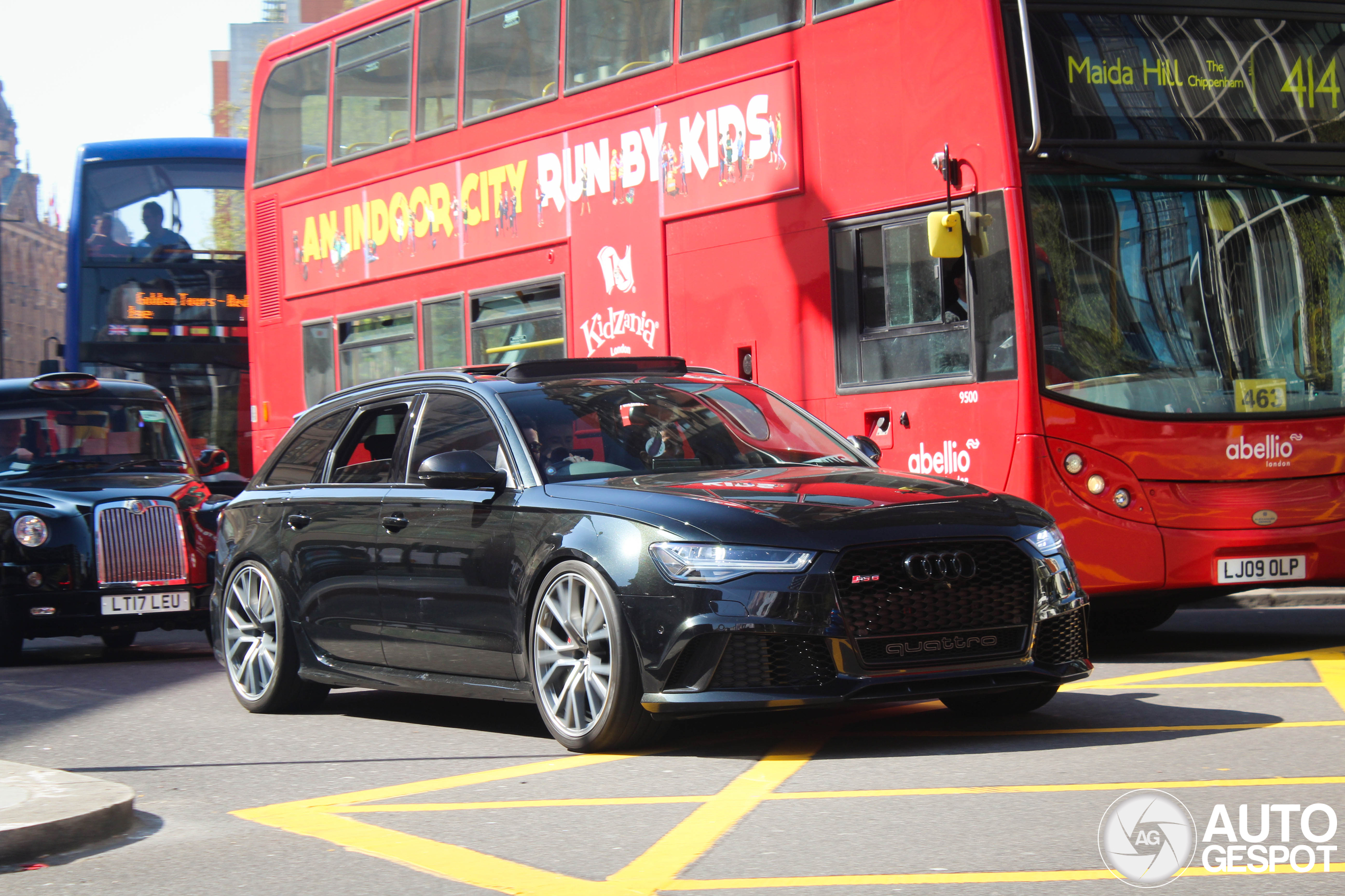 Audi RS6 Avant C7 2015