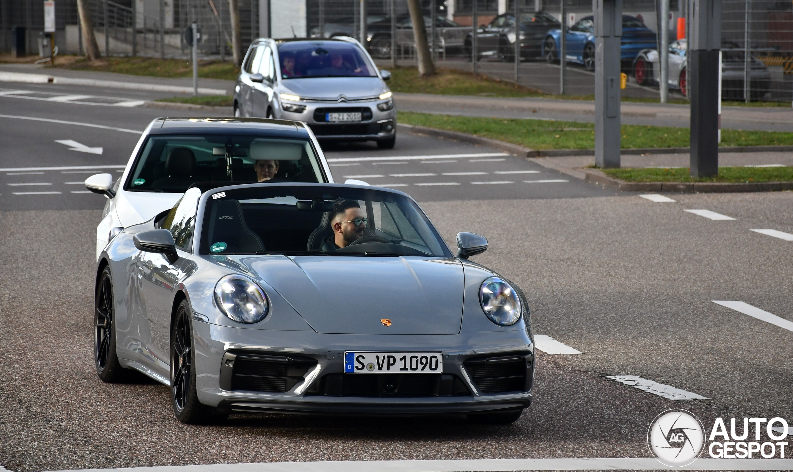 Porsche 992 Carrera 4 GTS Cabriolet