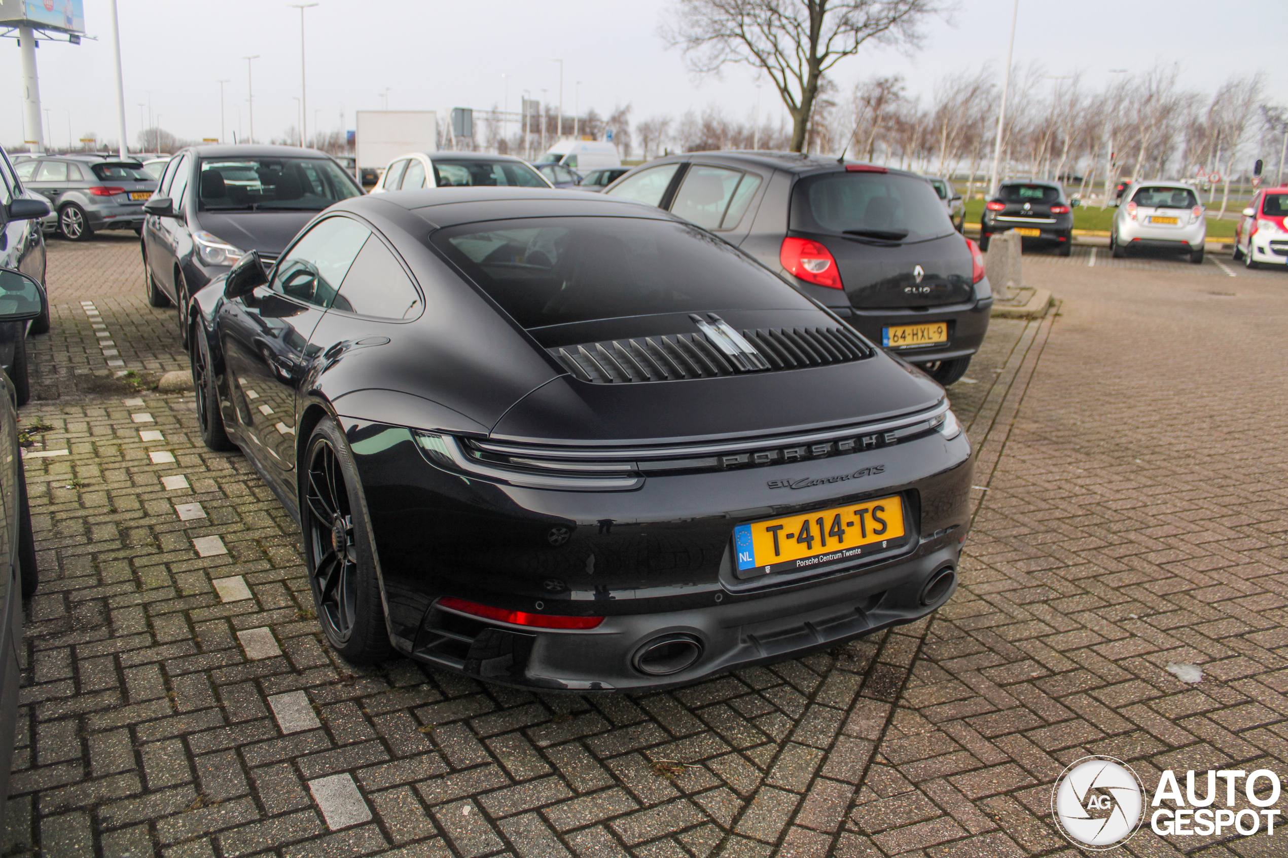 Porsche 992 Carrera GTS