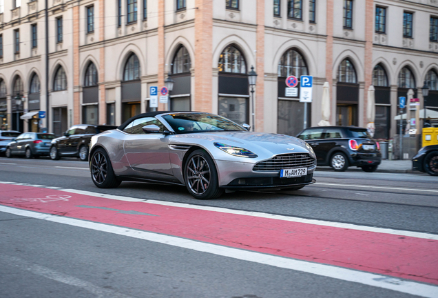 Aston Martin DB11 V8 Volante