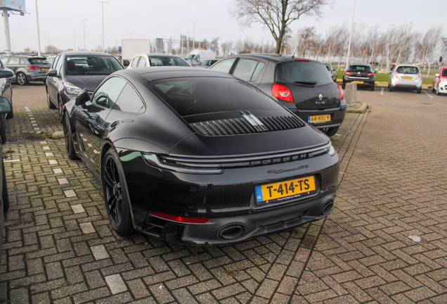 Porsche 992 Carrera GTS