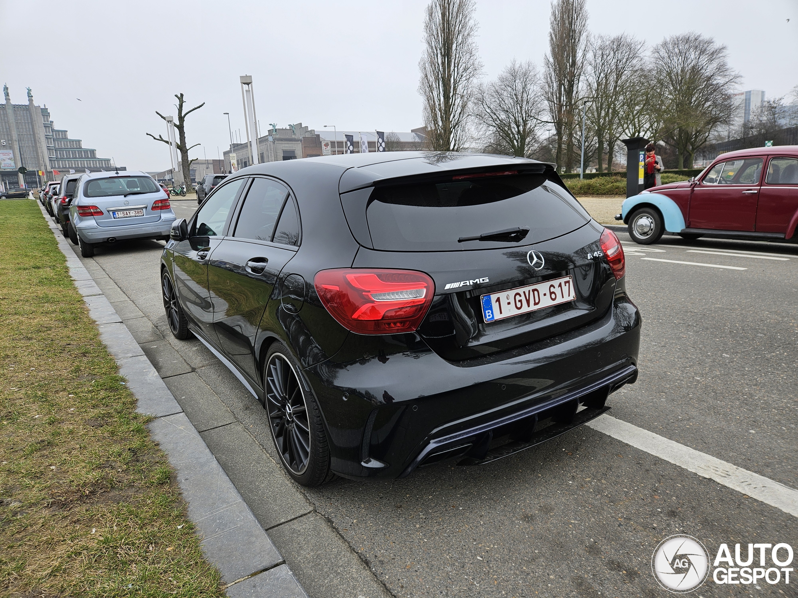 Mercedes-AMG A 45 W176 2015