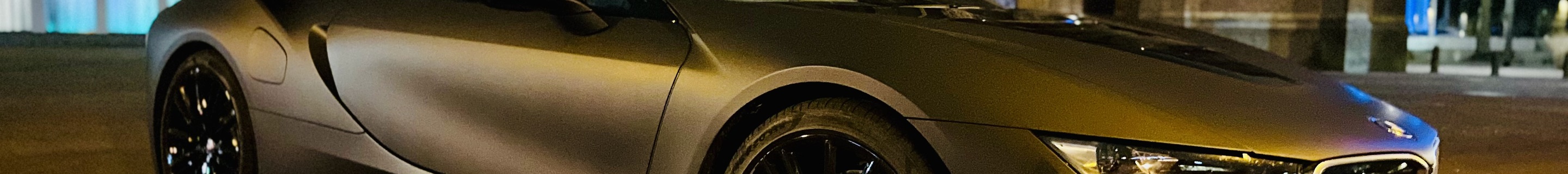 BMW i8 Roadster