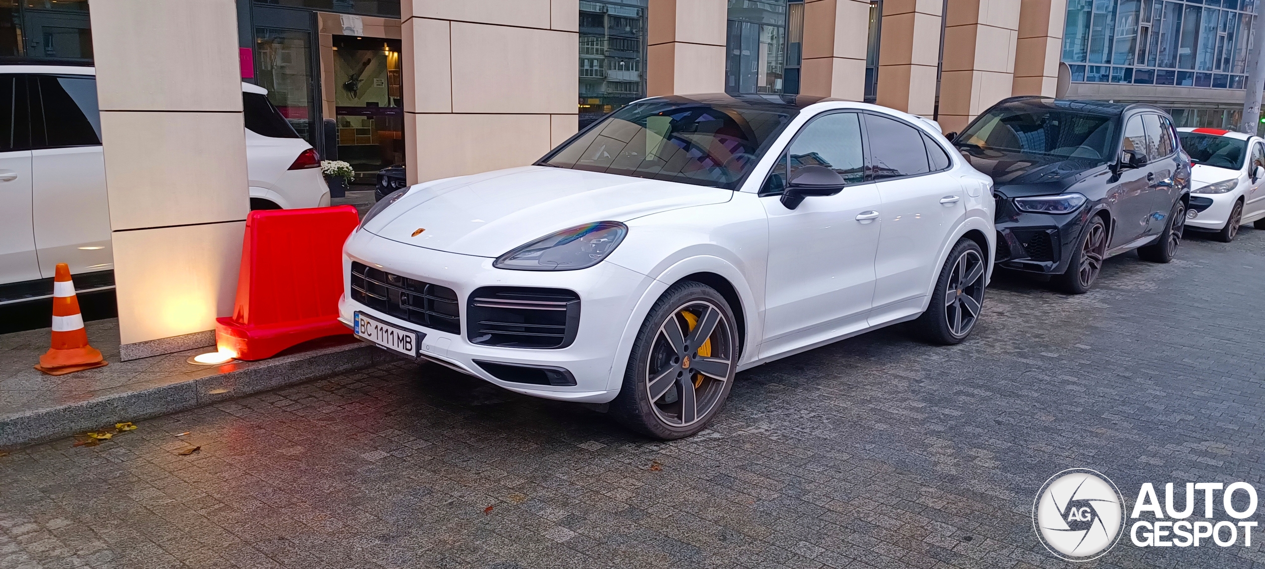 Porsche Cayenne Coupé Turbo S E-Hybrid