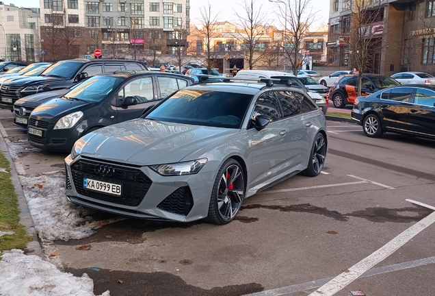 Audi RS6 Avant C8