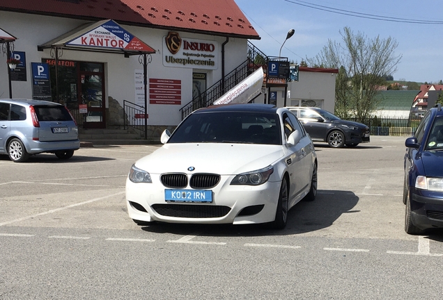 BMW M5 E60 2005