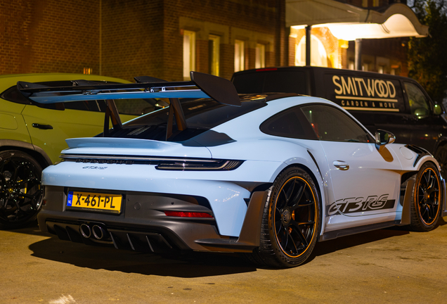 Porsche 992 GT3 RS Weissach Package