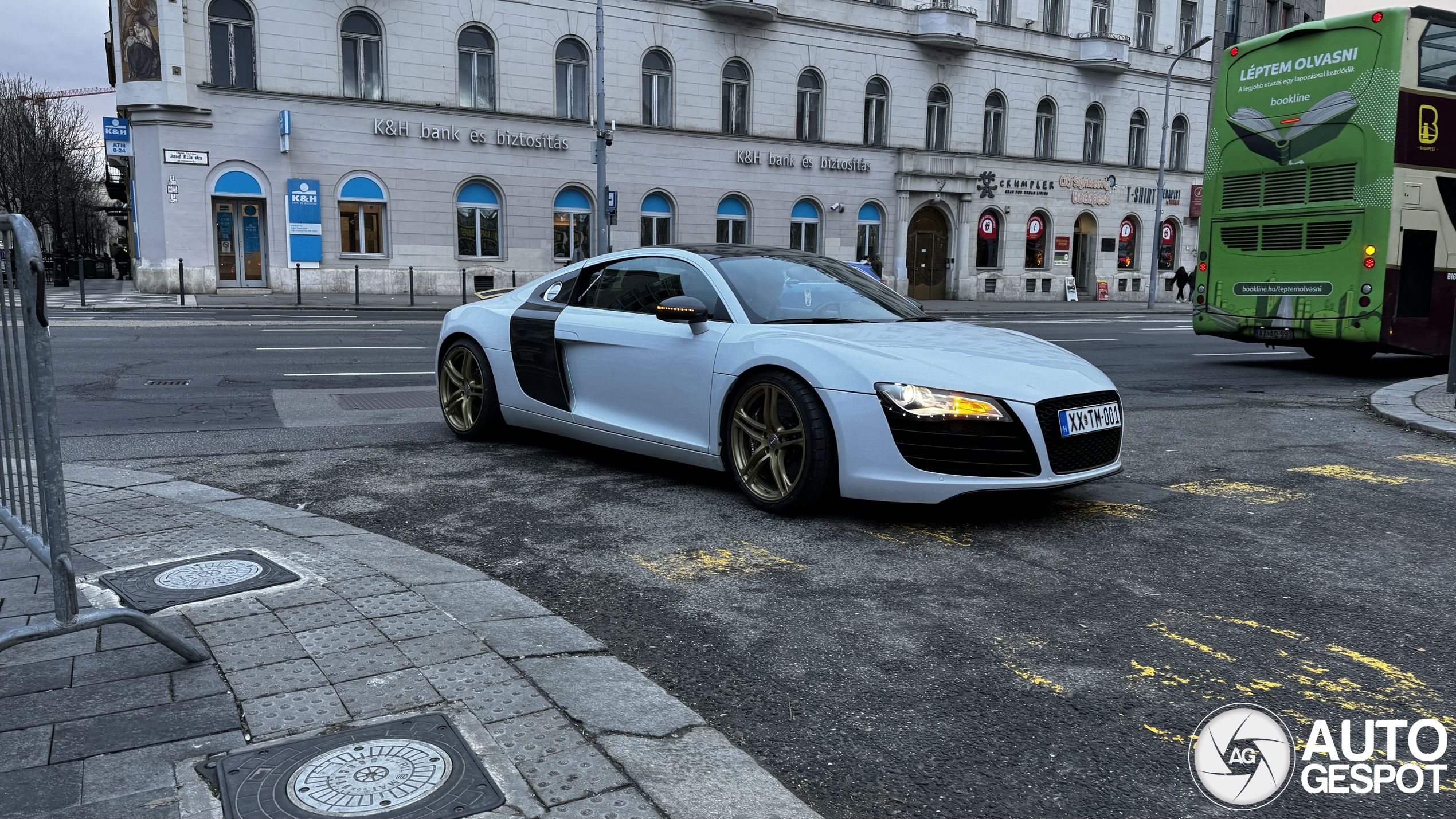 Audi R8