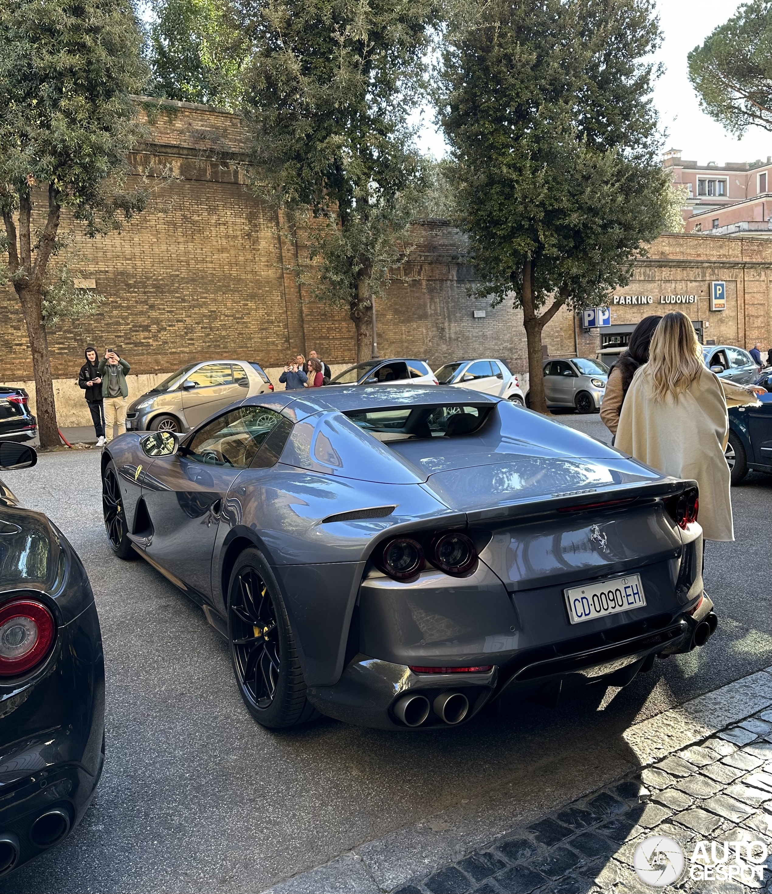 Ferrari 812 GTS