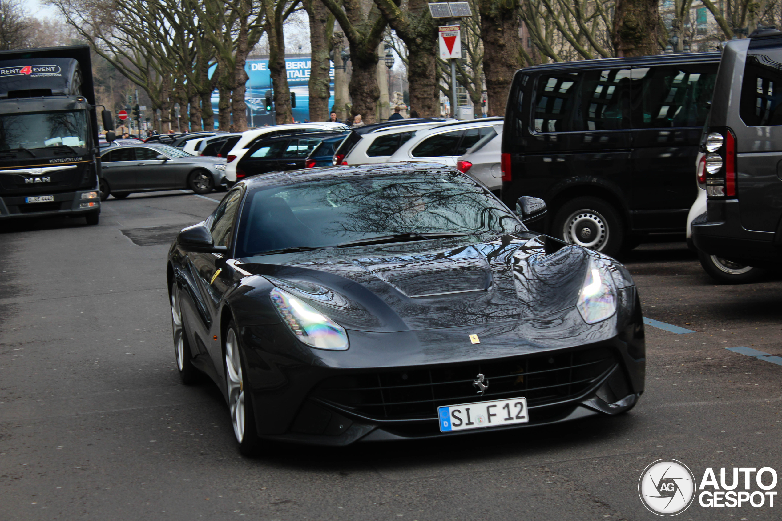 Ferrari F12berlinetta