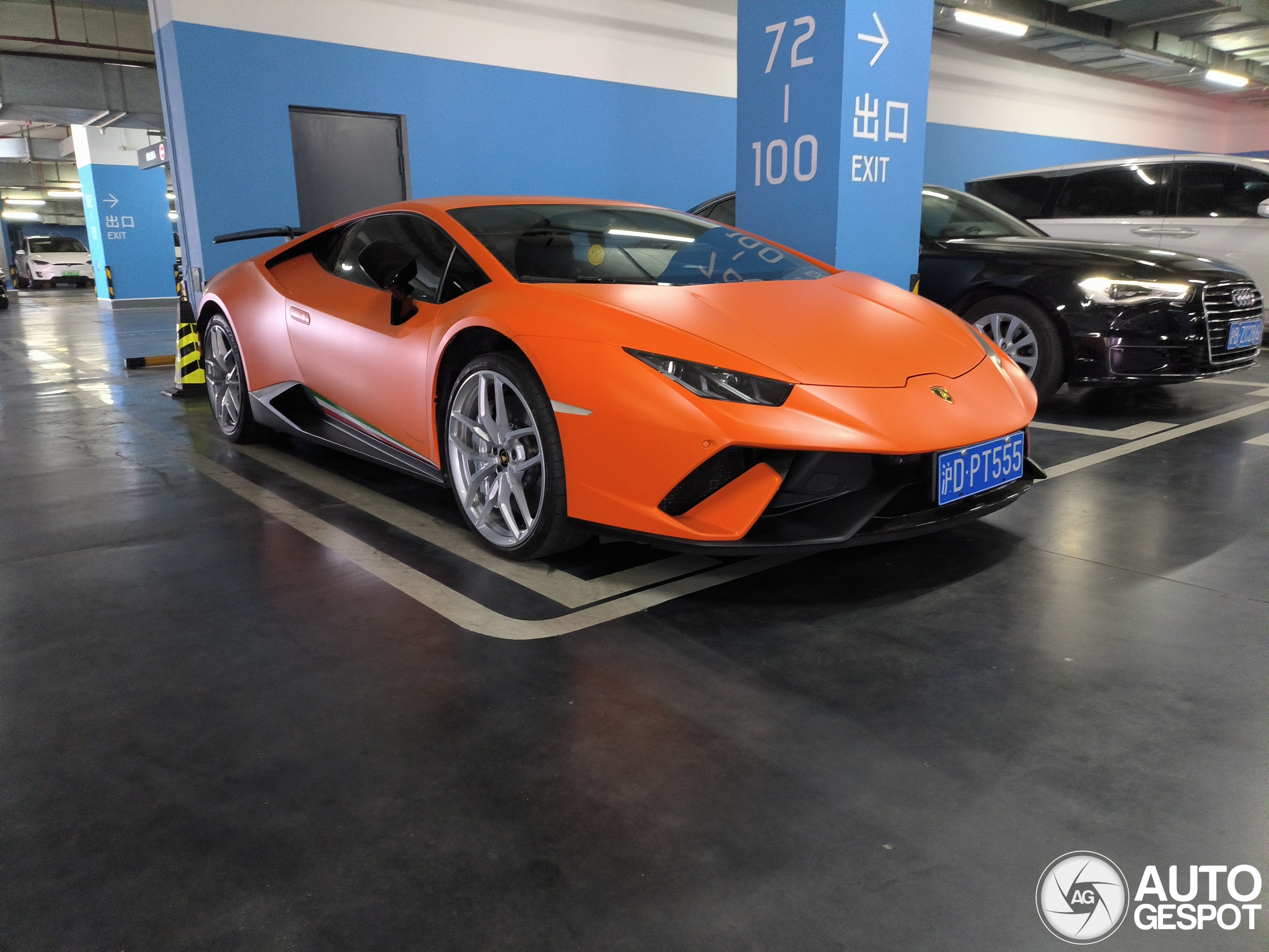 Lamborghini Huracán LP640-4 Performante