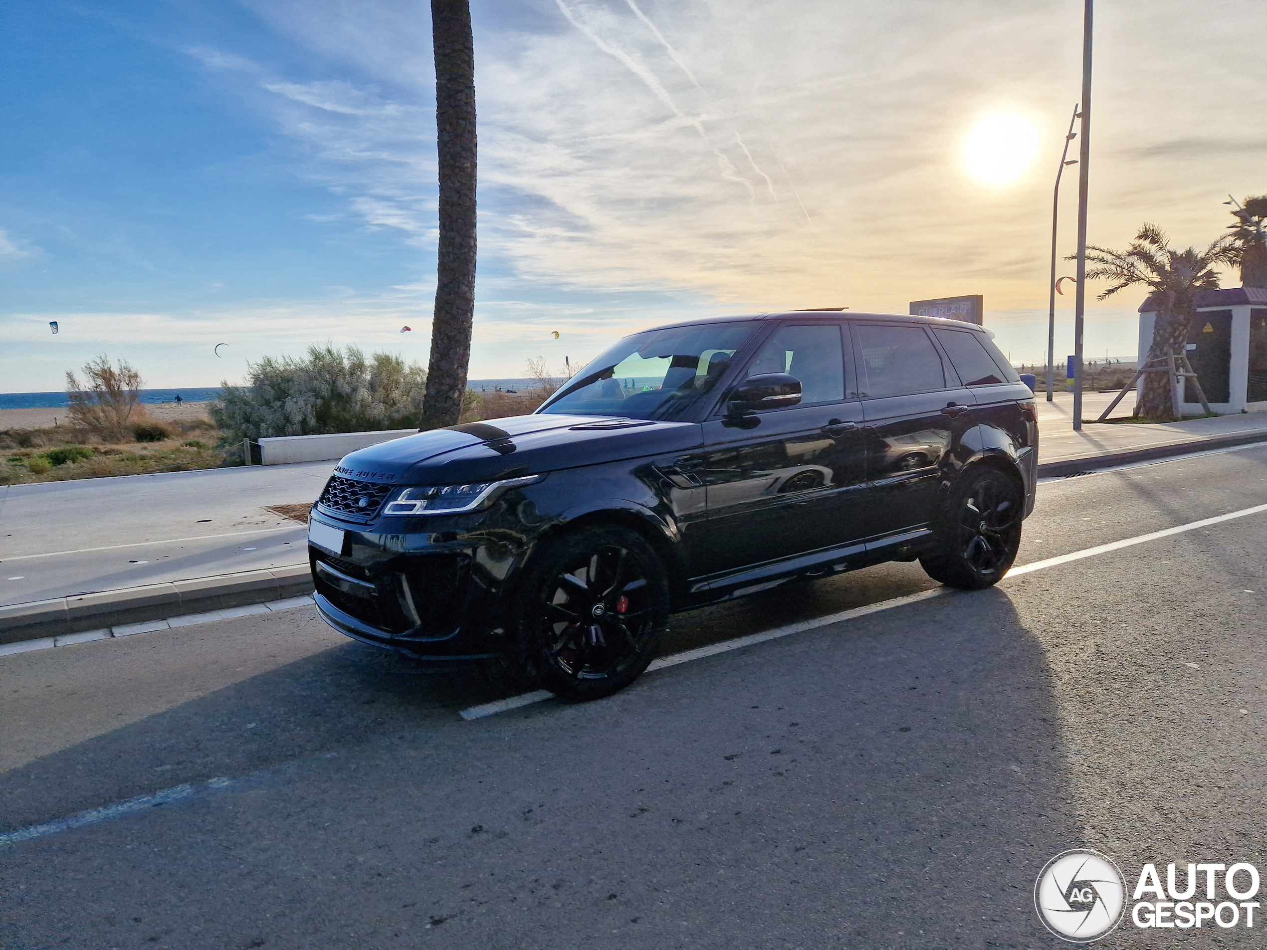 Land Rover Range Rover Sport SVR 2018